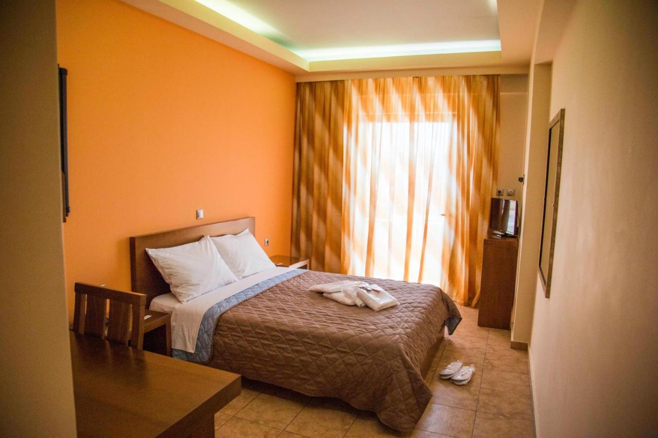 Hotel Giorgio เอเธนส์ ภายนอก รูปภาพ