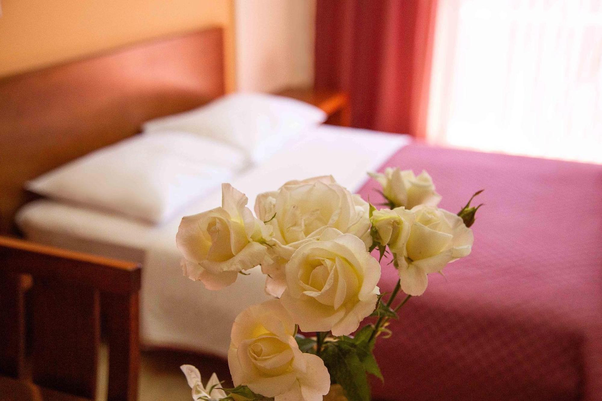 Hotel Giorgio เอเธนส์ ภายนอก รูปภาพ