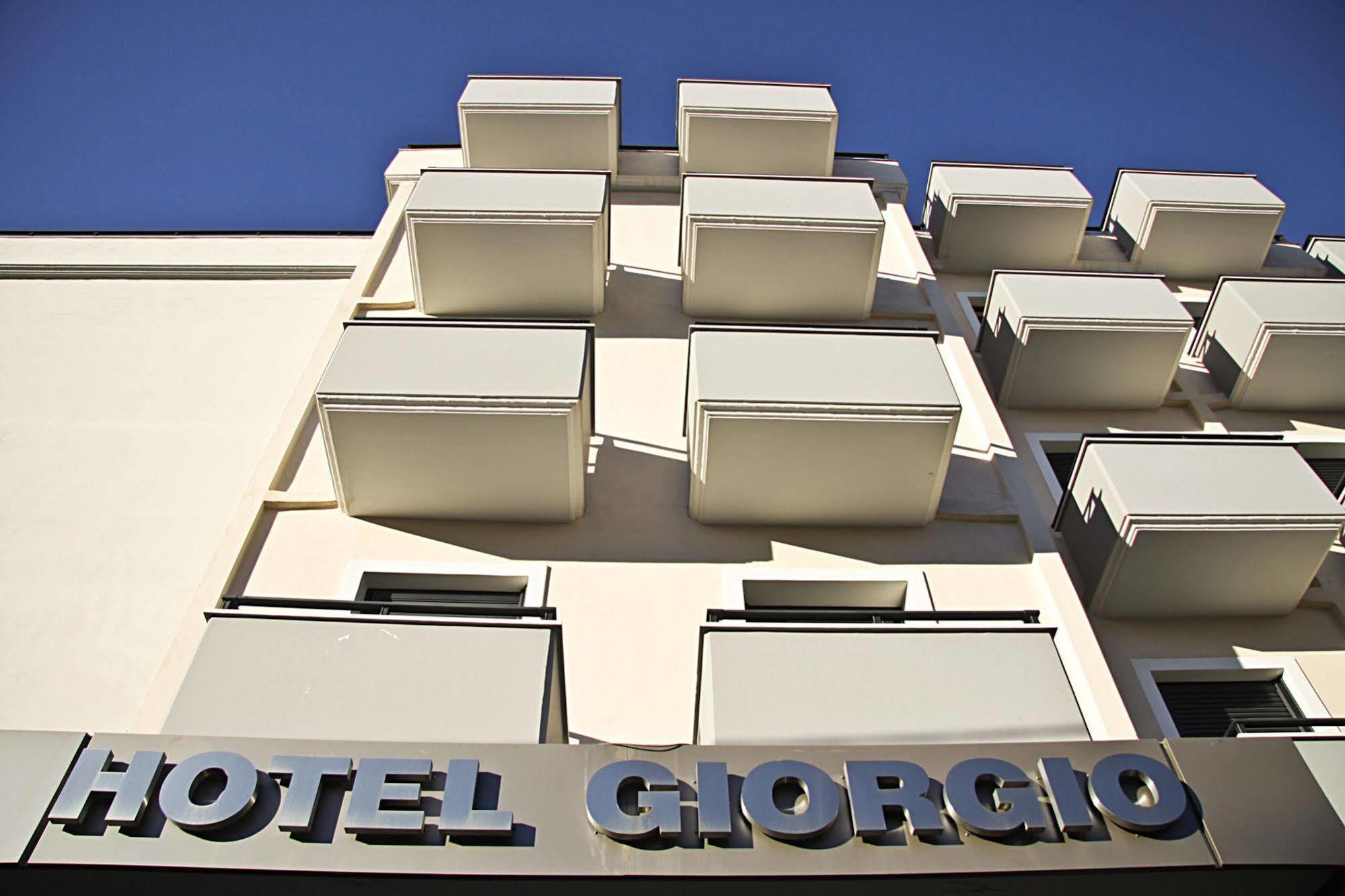Hotel Giorgio เอเธนส์ ภายนอก รูปภาพ