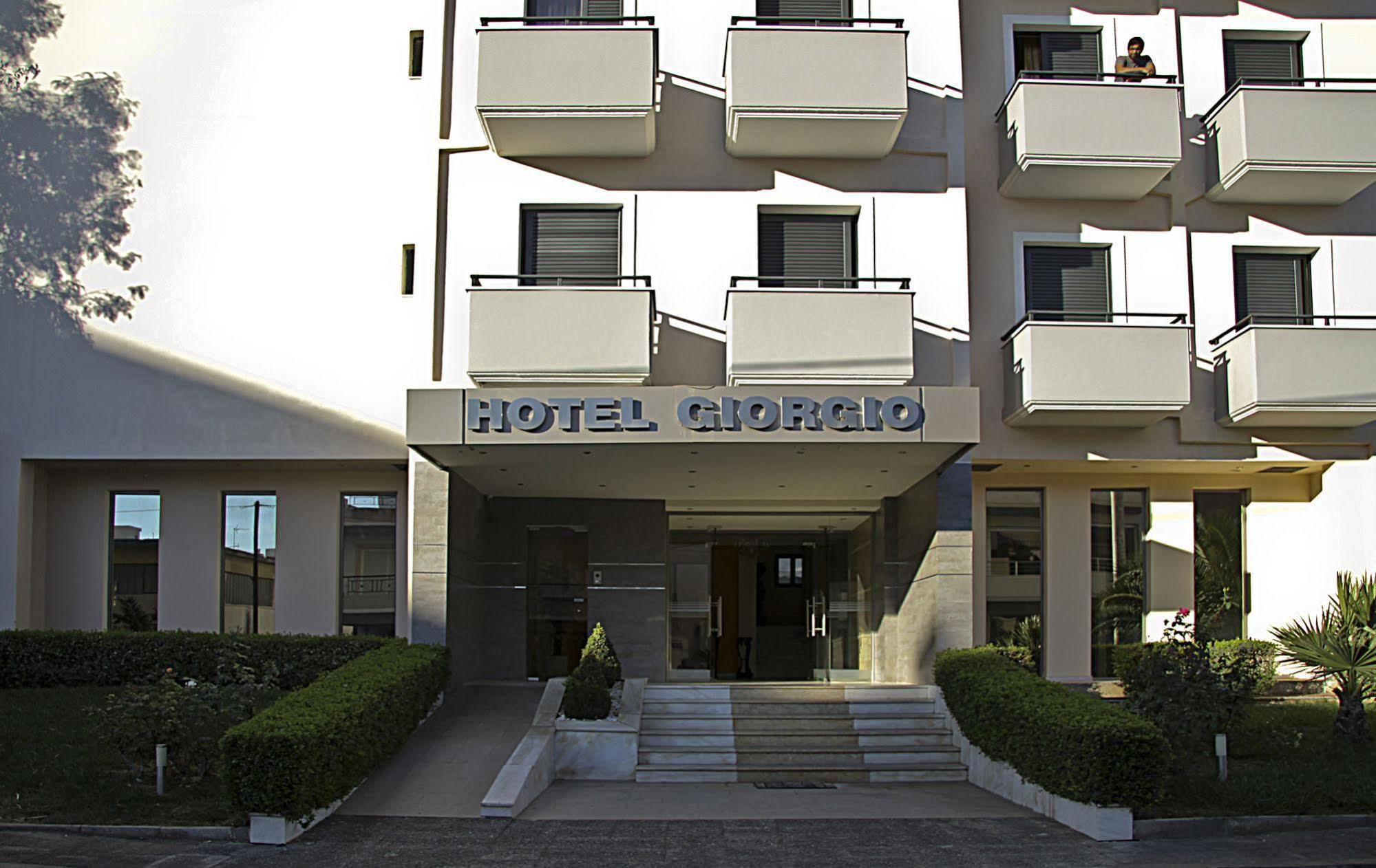 Hotel Giorgio เอเธนส์ ภายนอก รูปภาพ
