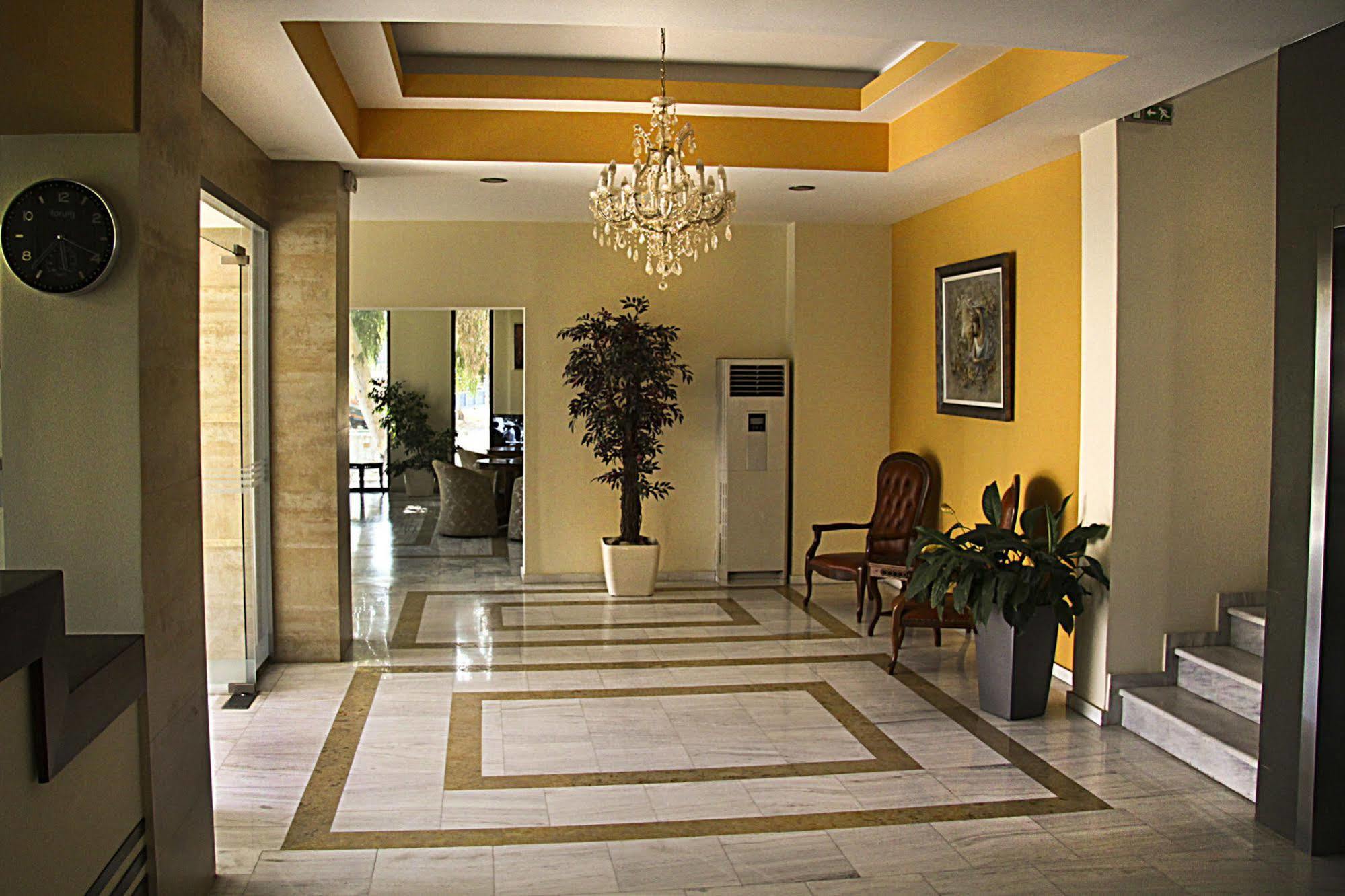 Hotel Giorgio เอเธนส์ ภายนอก รูปภาพ
